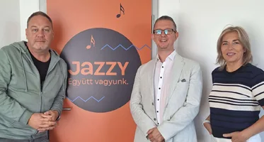 Rétfalvi Zoltán a Jazzy Business Class előadásában